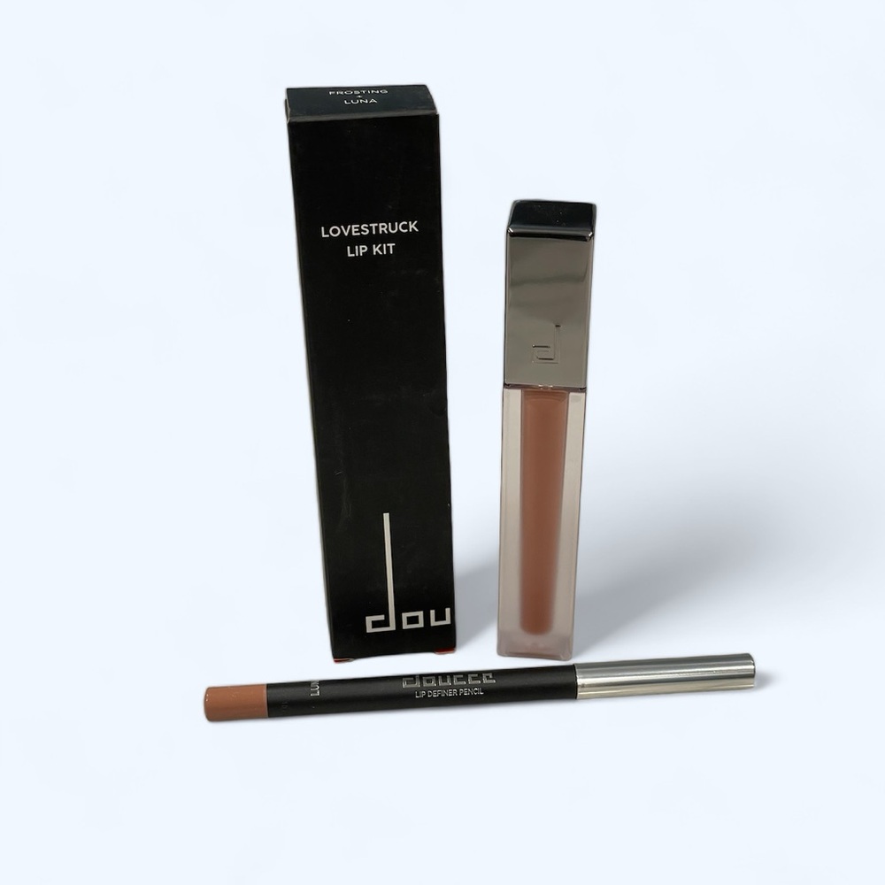 Doucce LipKit Matte Liquid Lipstick & Liner (Frosting + Luna)
